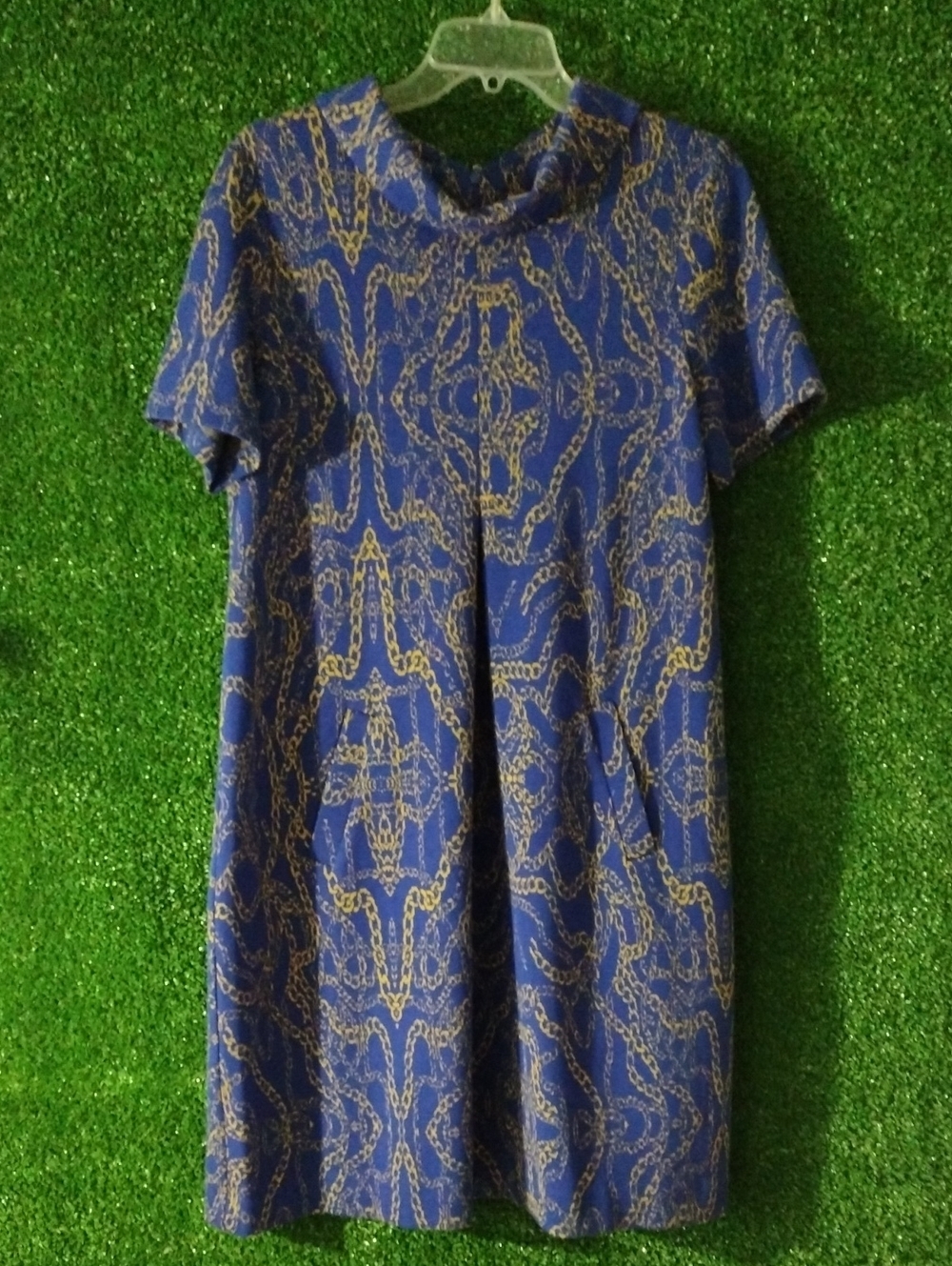 Tyler Boe Blue Chain-Print Short Sleeve Shift Dress